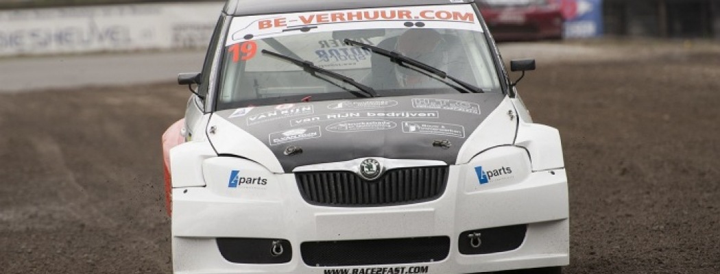 Van Rijn Racing nipt naar finale in Super 1600 klasse
