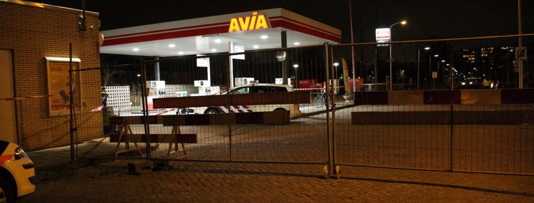 [FOTO'S & VIDEO] Gewapende overval op tankstation in Uithoorn