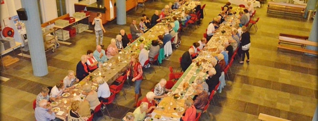 Verbindend Diner voor vrolijke alleenstaanden in Aalsmeer